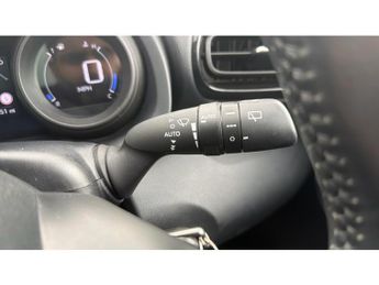 Toyota Yaris 1.5 Hybrid Design 5dr CVT Hybrid Hatchback