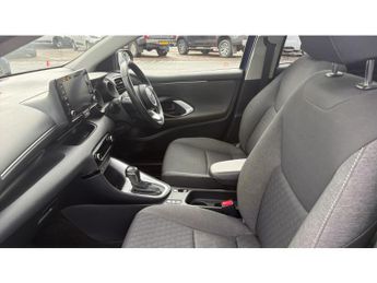 Toyota Yaris 1.5 Hybrid Design 5dr CVT Hybrid Hatchback