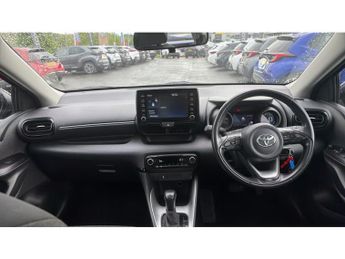 Toyota Yaris 1.5 Hybrid Design 5dr CVT Hybrid Hatchback