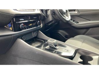 Nissan Qashqai 1.3 DiG-T MH 158 Acenta Premium 5dr Xtronic Petrol Hatchback