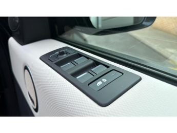 Land Rover Discovery 3.0 D350 Dynamic HSE 5dr Auto Diesel Station Wagon