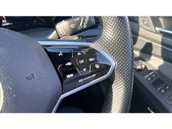 Volkswagen Golf 1.5 eTSI 150 R-Line 5dr DSG Petrol Hatchback