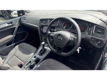 Volkswagen Golf 1.6 TDI SE [Nav] 5dr DSG Diesel Hatchback