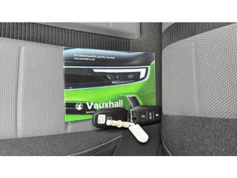 Vauxhall Grandland 1.2 Hybrid [136] Ultimate 5dr e-DCT6 [Pan Roof] Petrol Hatchback