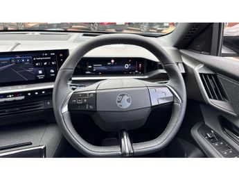 Vauxhall Grandland 1.2 Hybrid [136] Ultimate 5dr e-DCT6 [Pan Roof] Petrol Hatchback