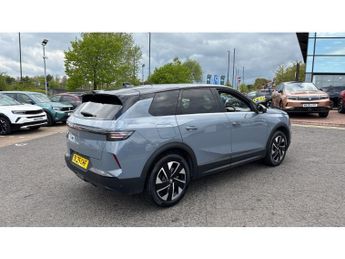 Vauxhall Grandland 1.2 Hybrid [136] Ultimate 5dr e-DCT6 [Pan Roof] Petrol Hatchback