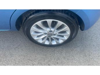 Vauxhall Corsa 1.4 SE 5dr Auto Petrol Hatchback