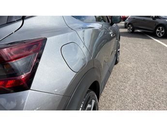 Nissan Juke 1.6 Hybrid Tekna 5dr Auto Hybrid Hatchback