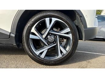 Toyota C-HR 1.8 Hybrid Design 5dr CVT Hybrid Hatchback