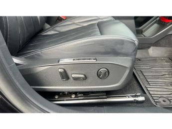 Ford Explorer 250kW Premium 79kWh AWD 5dr Auto Electric Estate