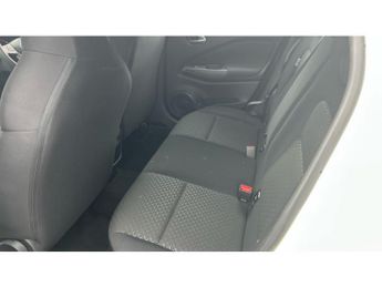 Nissan Juke 1.0 DiG-T 114 Acenta 5dr DCT Petrol Hatchback