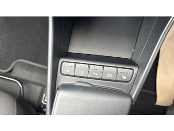 Hyundai i20 1.0T GDi Premium 5dr DCT Petrol Hatchback