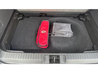 Renault Captur 1.6 E-Tech full hybrid 145 Evolution 5dr Auto Hybrid Hatchback