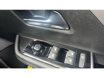 Vauxhall Astra 1.6 Plug-in Hybrid GSe 5dr Auto Hatchback