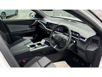 Vauxhall Grandland 157kW GS 73kWh 5dr Auto Electric Hatchback