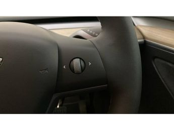 Tesla Model Y RWD 5dr Auto Electric Hatchback