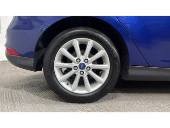 Ford Focus 1.6 125 Titanium 5dr Powershift Petrol Hatchback