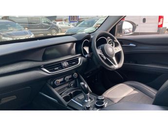 Alfa Romeo Stelvio 2.0 Turbo 200 Nero Edizione 5dr Auto Petrol Estate