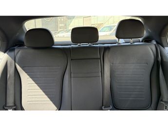Mercedes-Benz C-Class C200 AMG Line 4dr 9G-Tronic Petrol Saloon