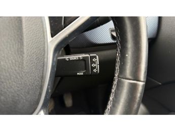 Renault Arkana 1.6 E-TECH Hybrid 145 Iconic 5dr Auto Hybrid Estate