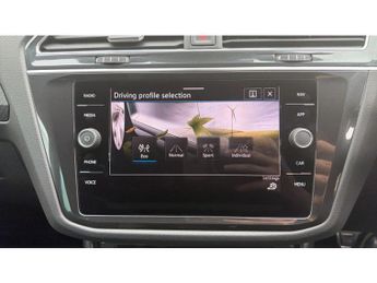 Volkswagen Tiguan 2.0 TDI R-Line 5dr DSG Diesel Estate