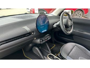 MINI Cooper 135kW E Classic 41kWh 3dr Auto Electric Hatchback