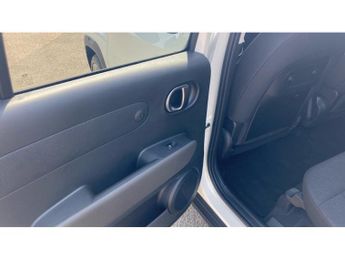 Hyundai INSTER 85kW 02 49kWh 5dr Auto Electric Hatchback