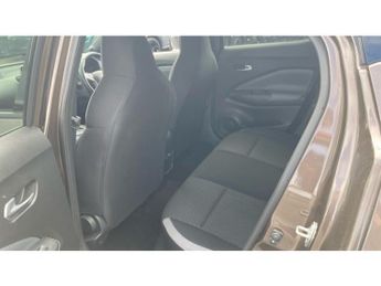 Nissan Juke 1.0 DiG-T 114 N-Connecta 5dr DCT Petrol Hatchback