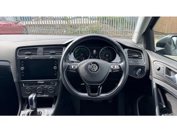 Volkswagen Golf 99kW e-Golf 35kWh 5dr Auto Electric Hatchback