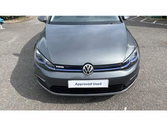 Volkswagen Golf 99kW e-Golf 35kWh 5dr Auto Electric Hatchback