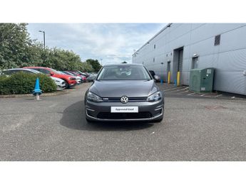 Volkswagen Golf 99kW e-Golf 35kWh 5dr Auto Electric Hatchback