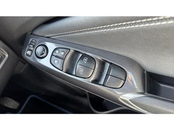 Nissan Juke 1.0 DiG-T N-Connecta 5dr DCT Petrol Hatchback