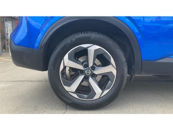 Nissan Qashqai 1.3 DiG-T MH 158 N-Connecta 5dr Xtronic Petrol Hatchback
