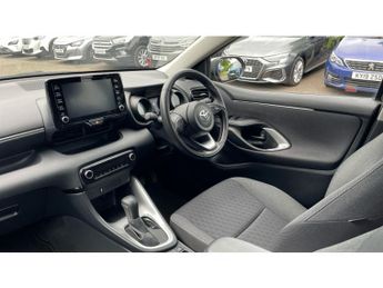 Toyota Yaris 1.5 Hybrid Design 5dr CVT Hybrid Hatchback