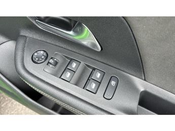 Vauxhall Mokka 100kW Launch Edition 50kWh 5dr Auto Electric Hatchback