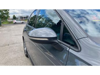 Volkswagen Golf 1.5 eTSI 150 R-Line 5dr DSG Petrol Hatchback