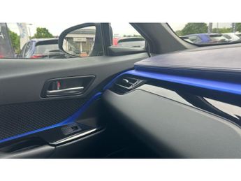 Toyota C-HR 1.8 Hybrid Dynamic 5dr CVT Hybrid Hatchback