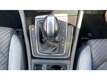 Volkswagen Golf 2.0 TDI R-Line 5dr DSG Diesel Hatchback