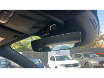 Volvo XC40 1.5 T4 Recharge PHEV Plus Dark 5dr Auto Estate