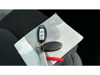 Nissan Qashqai 1.3 DiG-T 160 N-Connecta 5dr DCT Petrol Hatchback