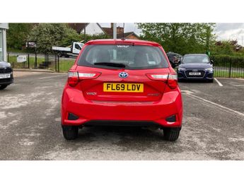 Toyota Yaris 1.5 Hybrid Icon Tech 5dr CVT Hybrid Hatchback