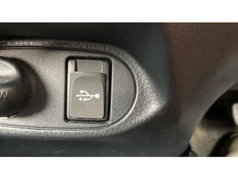 Toyota Yaris 1.5 Hybrid Icon Tech 5dr CVT Hybrid Hatchback