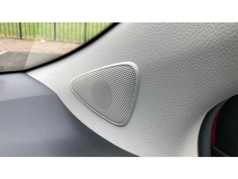 Toyota Yaris 1.5 Hybrid Icon Tech 5dr CVT Hybrid Hatchback