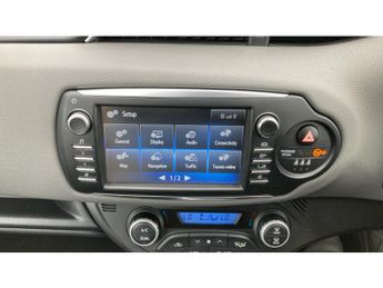 Toyota Yaris 1.5 Hybrid Icon Tech 5dr CVT Hybrid Hatchback