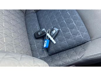 Toyota C-HR 1.8 Hybrid Design 5dr CVT Hybrid Hatchback
