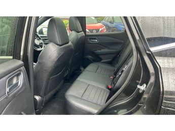 Nissan Qashqai 1.3 DiG-T MH 158 Tekna 5dr Xtronic Petrol Hatchback