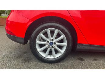 Ford Focus 1.5 EcoBoost Titanium 5dr Auto Petrol Hatchback