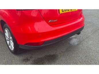 Ford Focus 1.5 EcoBoost Titanium 5dr Auto Petrol Hatchback