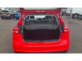 Ford Focus 1.5 EcoBoost Titanium 5dr Auto Petrol Hatchback