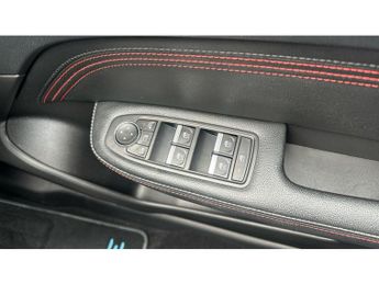 Renault Arkana 1.6 E-TECH Hybrid 145 R.S. Line 5dr Auto Hybrid Estate